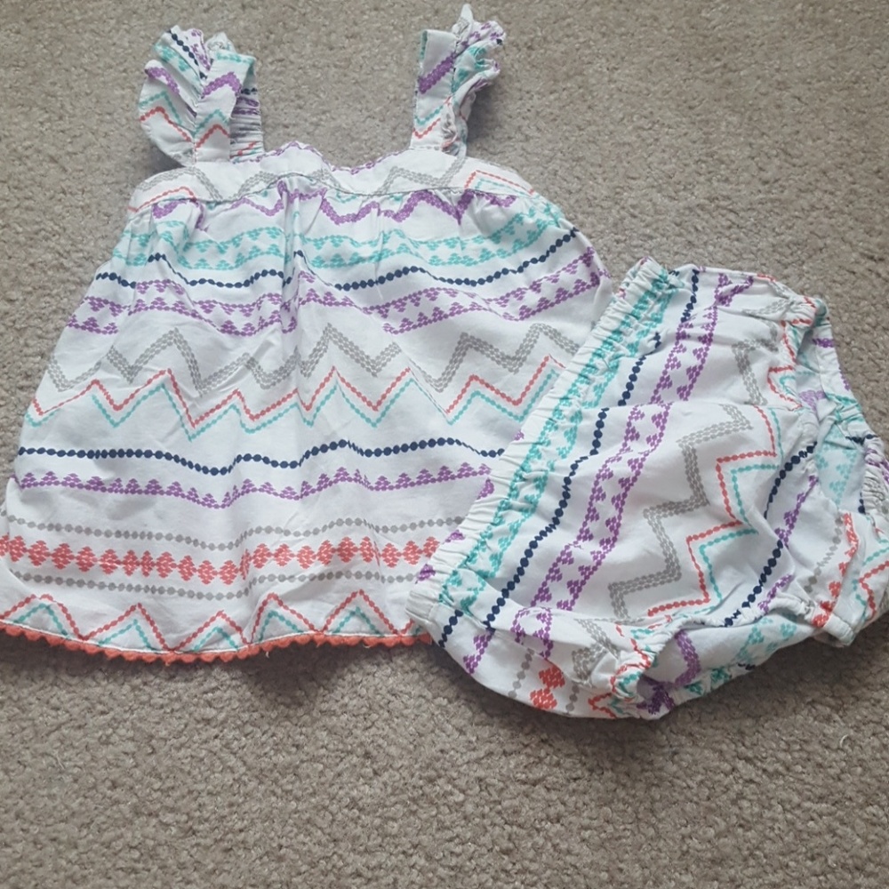 Old Navy top and bloomer set